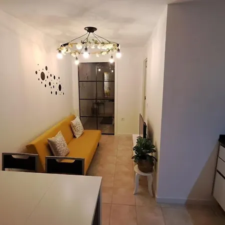 Casa Pêa - T1 Rés-do-chão Com Espaço Exterior