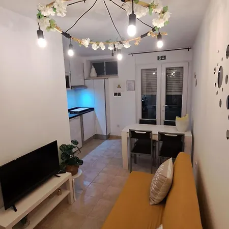 Appartamento Casa Pêa - T1 Rés-do-chão Com Espaço Exterior