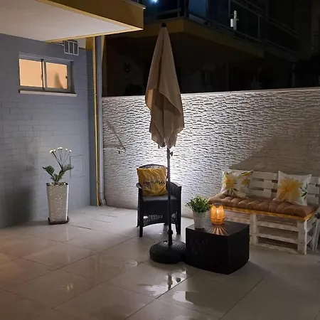 Casa Pêa - T1 Rés-do-chão Com Espaço Exterior Appartamento